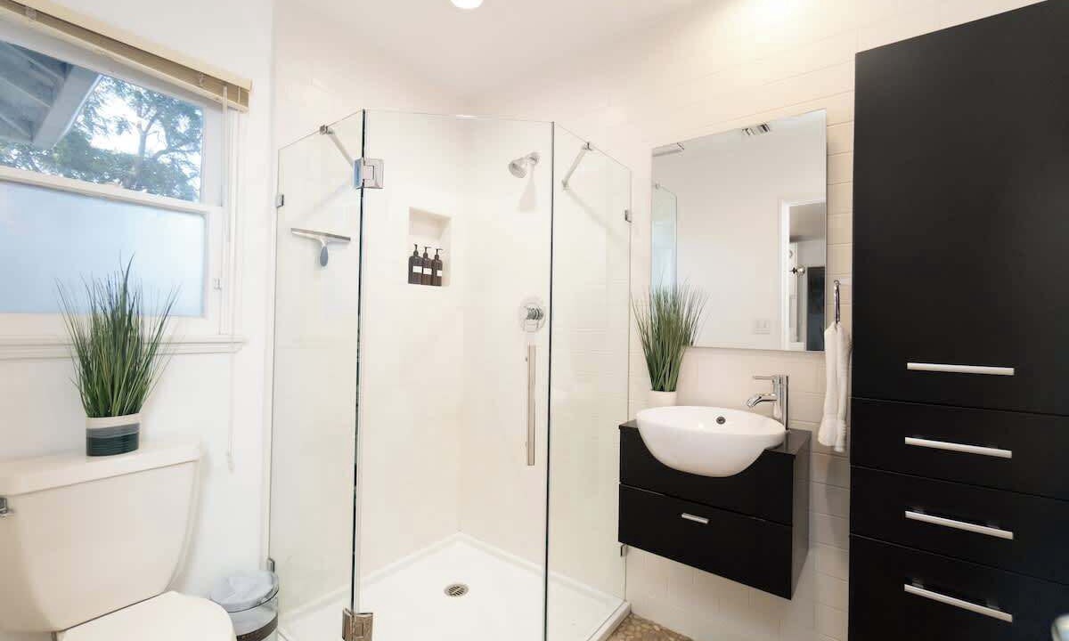 Photo of Bathroom in Northridge
