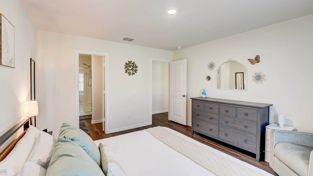 Photo of Bedroom in Bellmead