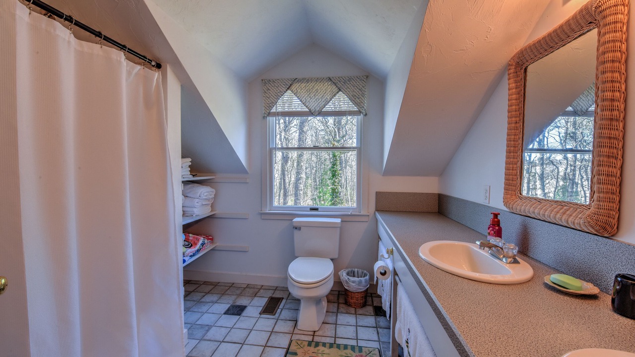 Photo of Bathroom in Cataumet
