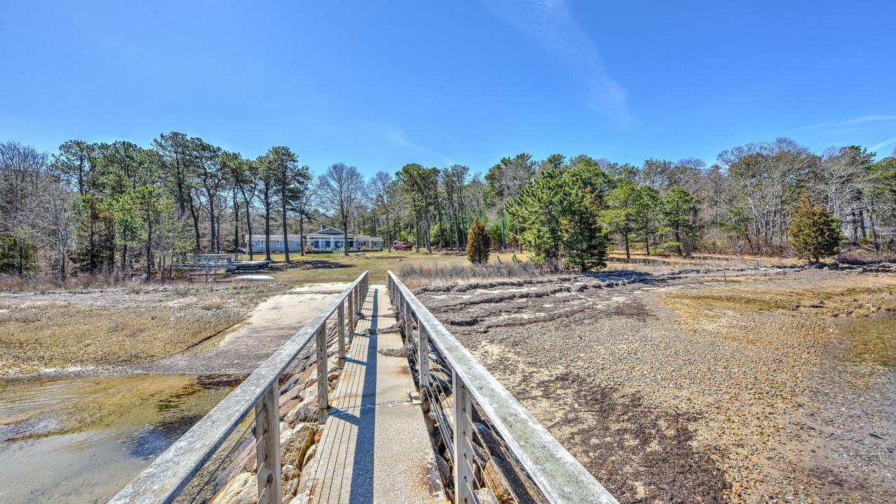 Photo of Others in Cataumet