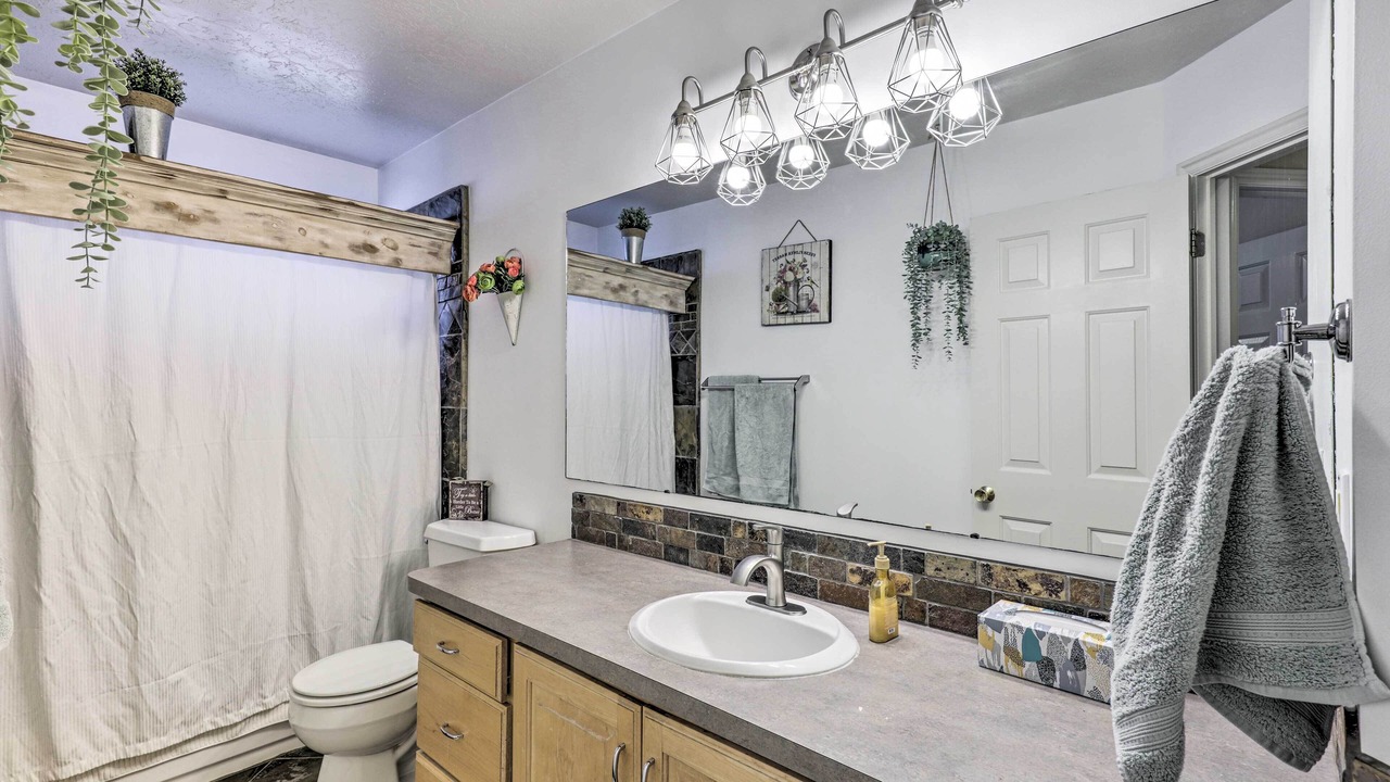 Photo of Bathroom in Riverton
