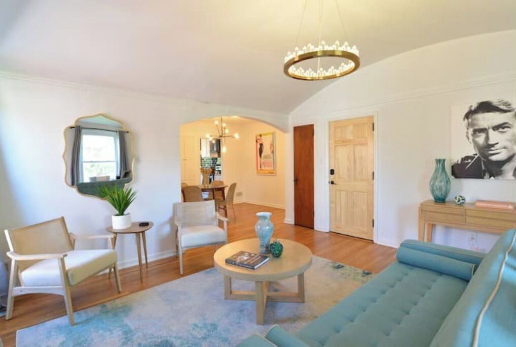 Photo of Livingroom in Grandview Heights
