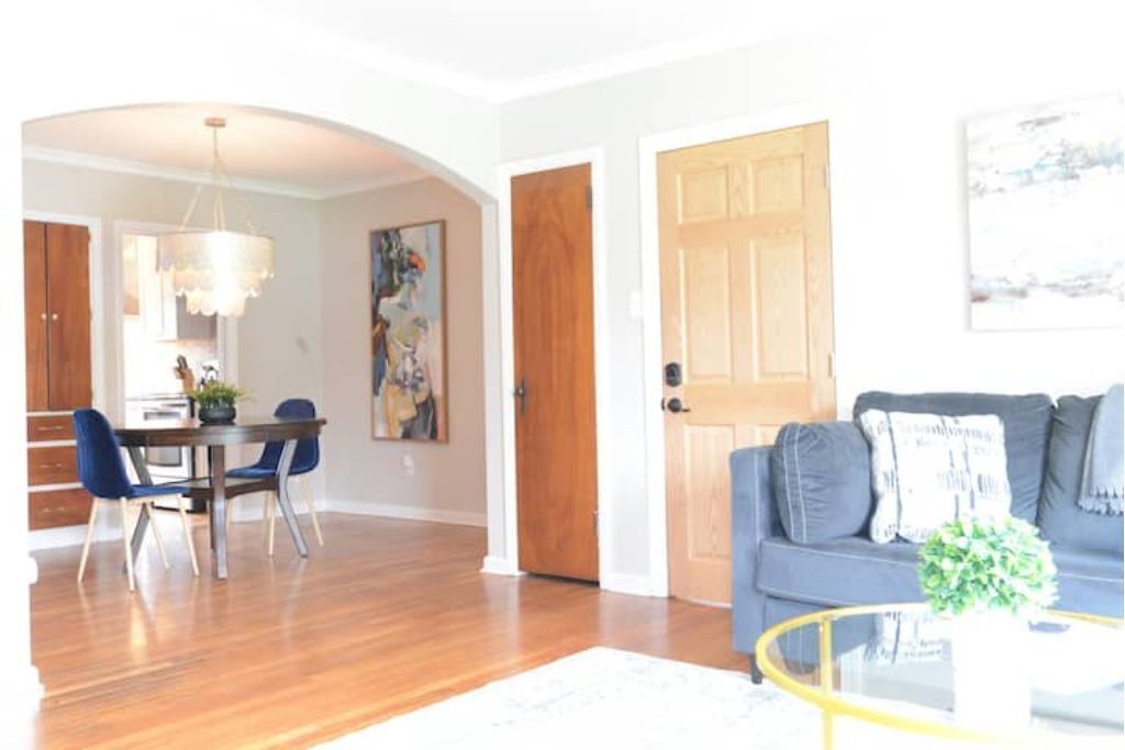 Photo of Livingroom in Grandview Heights
