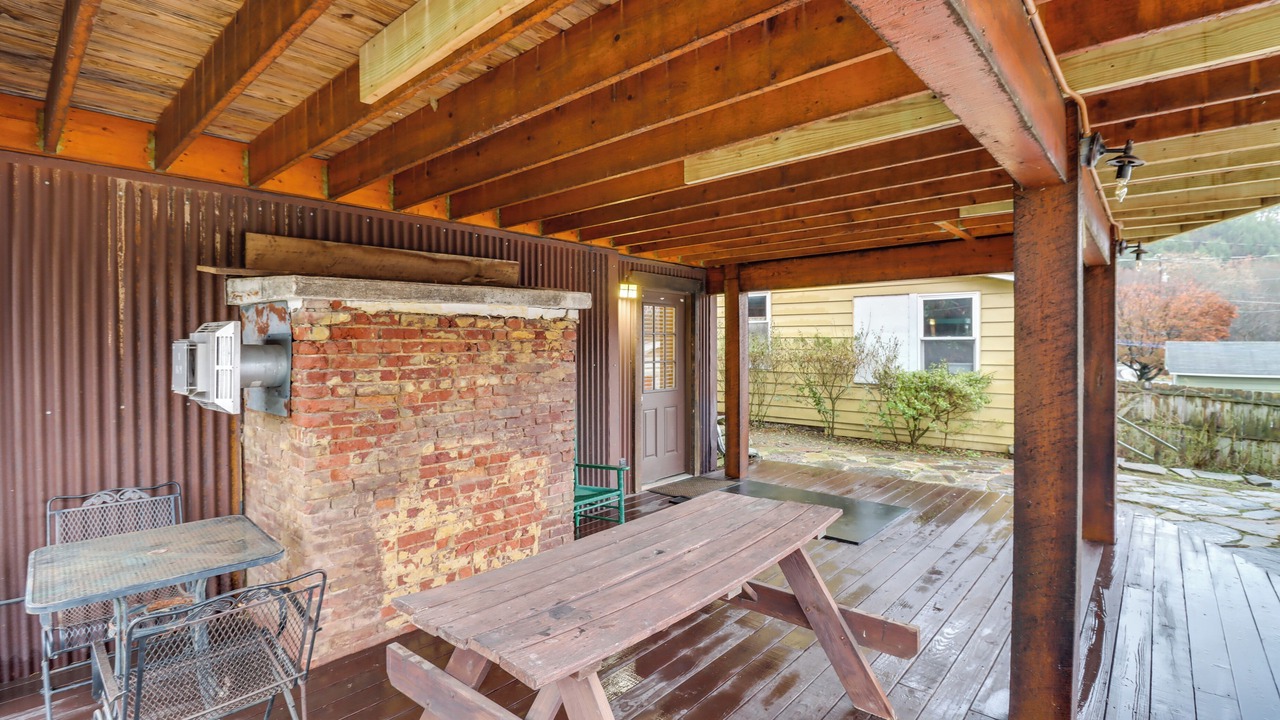 Photo of Others in Parryville