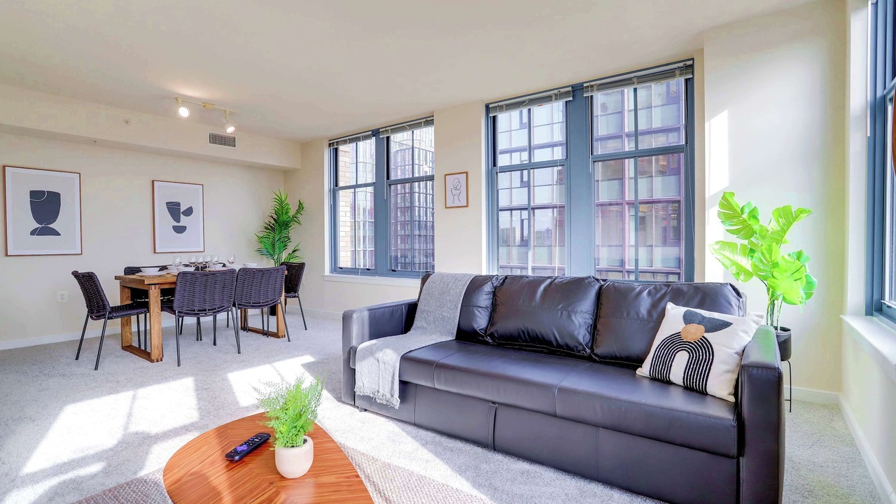 Photo of Livingroom in Aurora Highlands
