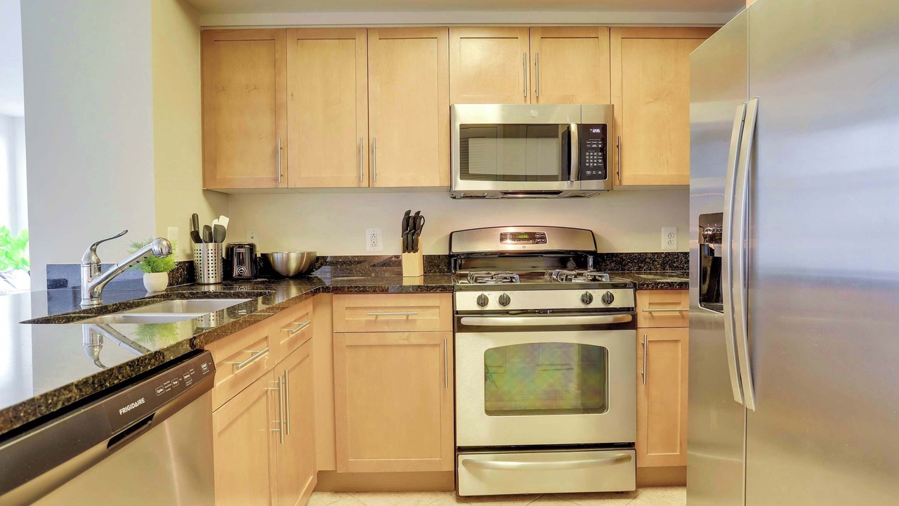 Photo of Kitchen in Aurora Highlands