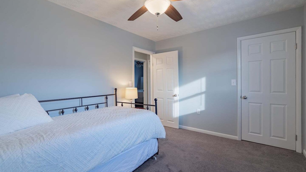 Photo of Bedroom in Marion