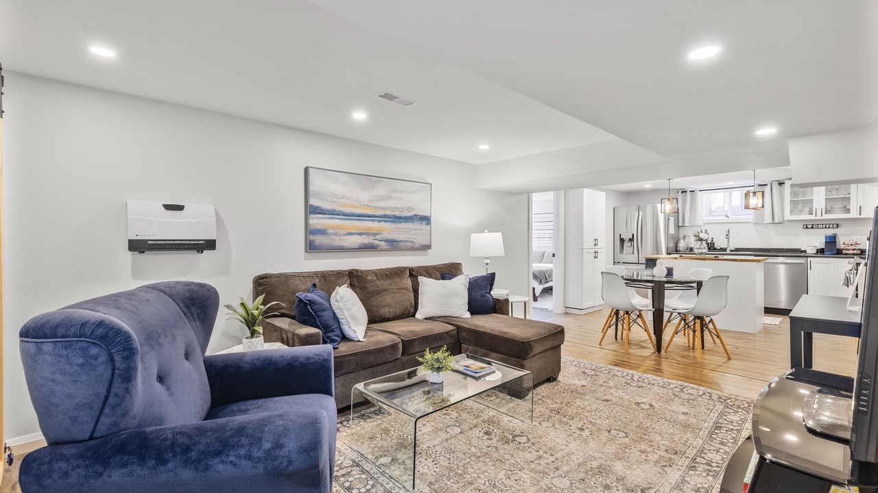 Photo of Livingroom in Milton