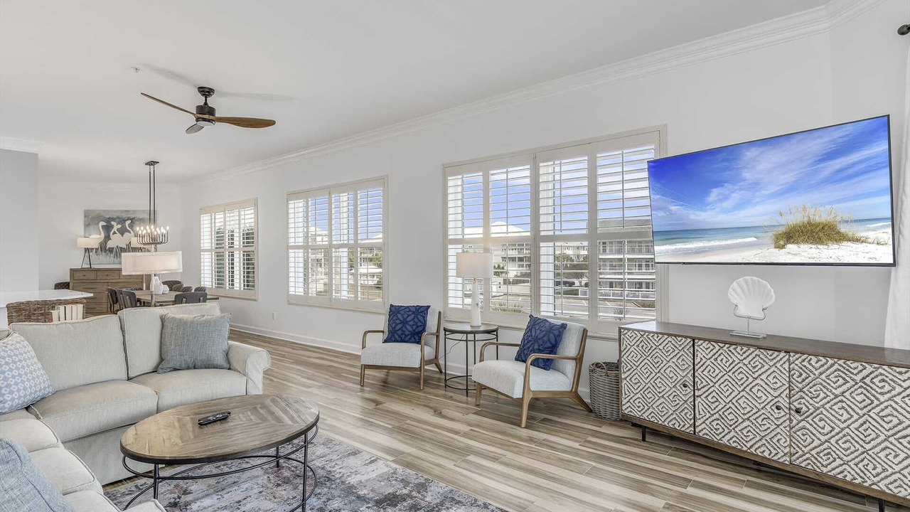 Photo of Livingroom in Avalon Beach Estates