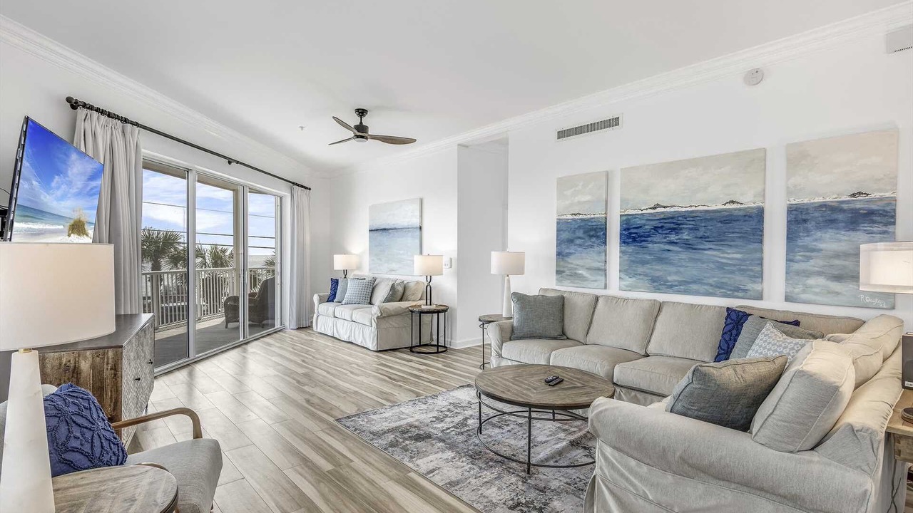 Photo of Livingroom in Avalon Beach Estates