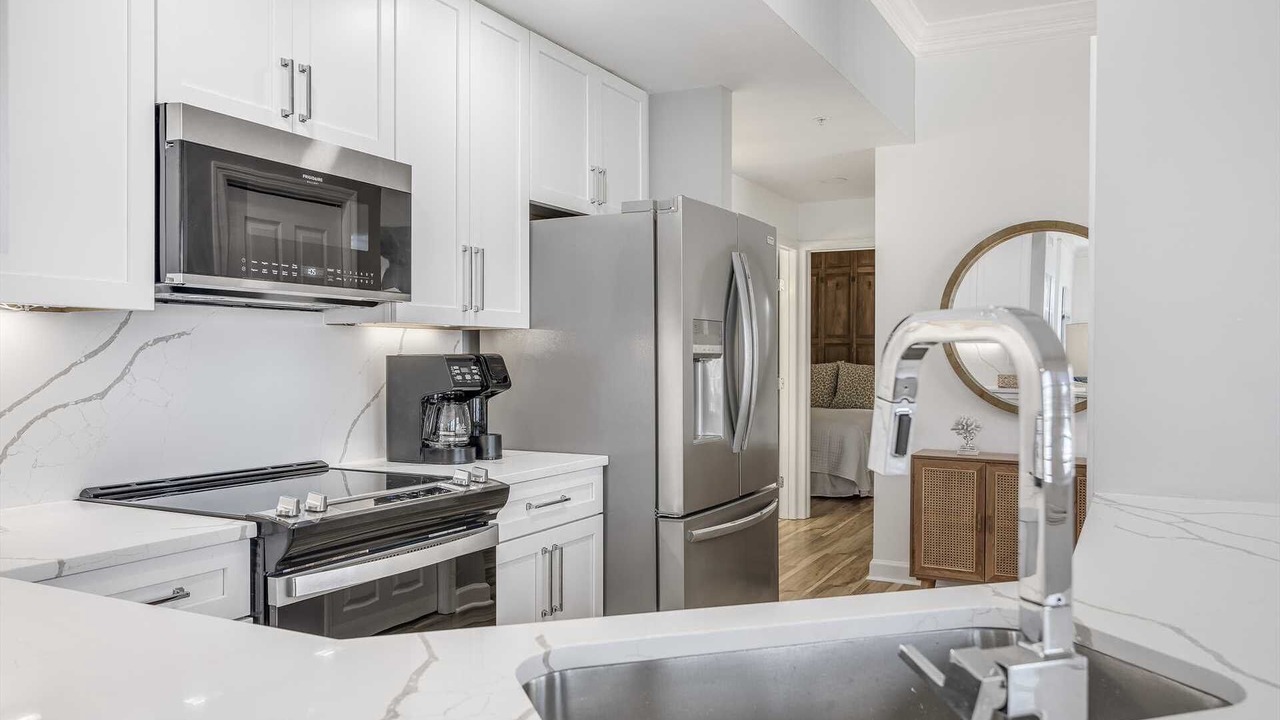 Photo of Kitchen in Avalon Beach Estates