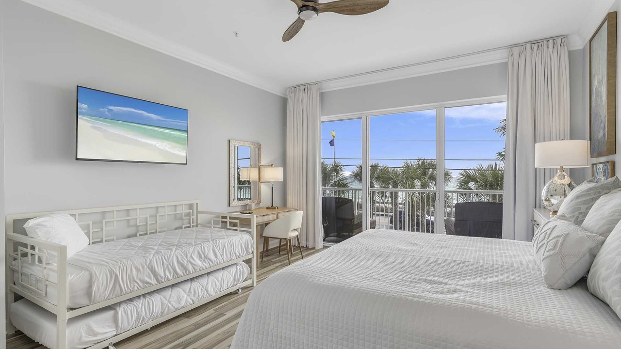Photo of Bedroom in Avalon Beach Estates