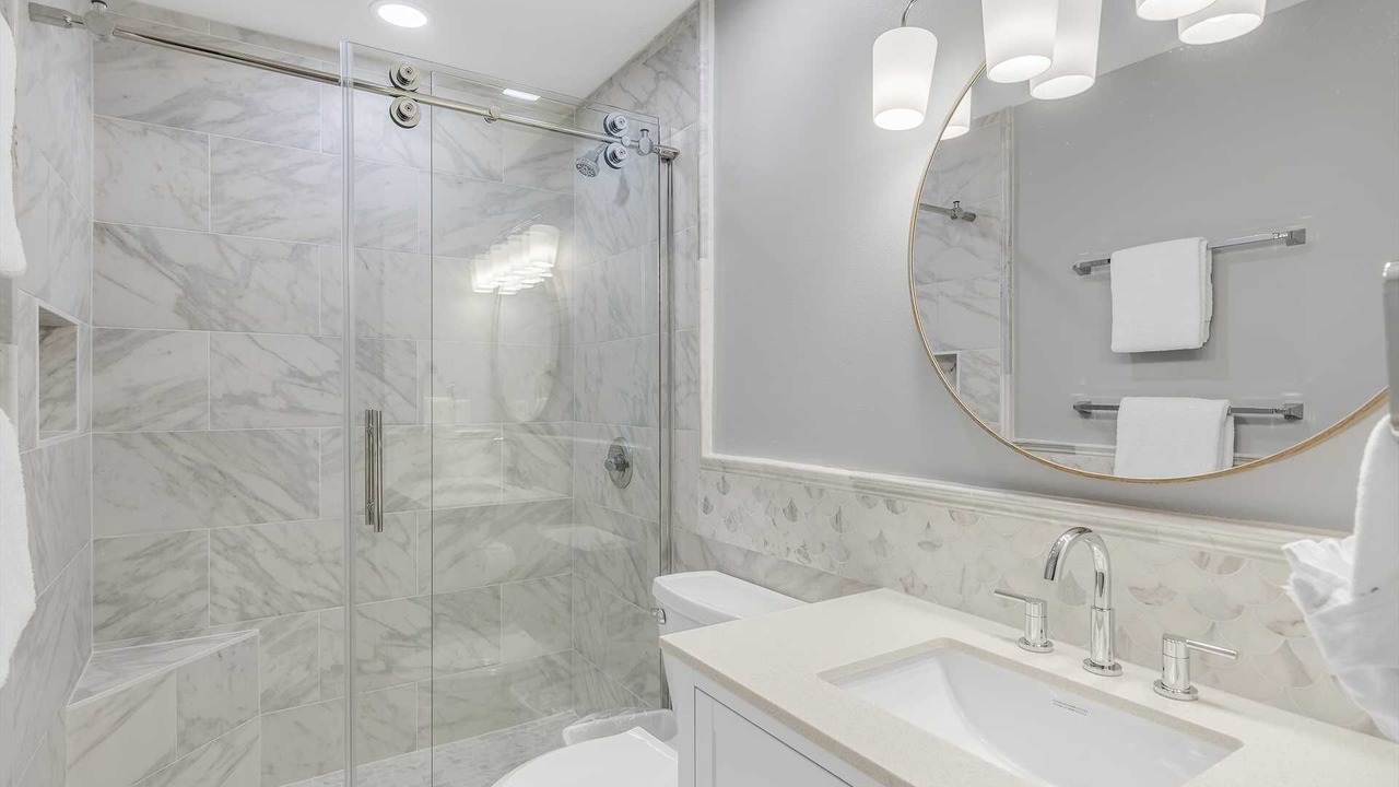 Photo of Bathroom in Avalon Beach Estates