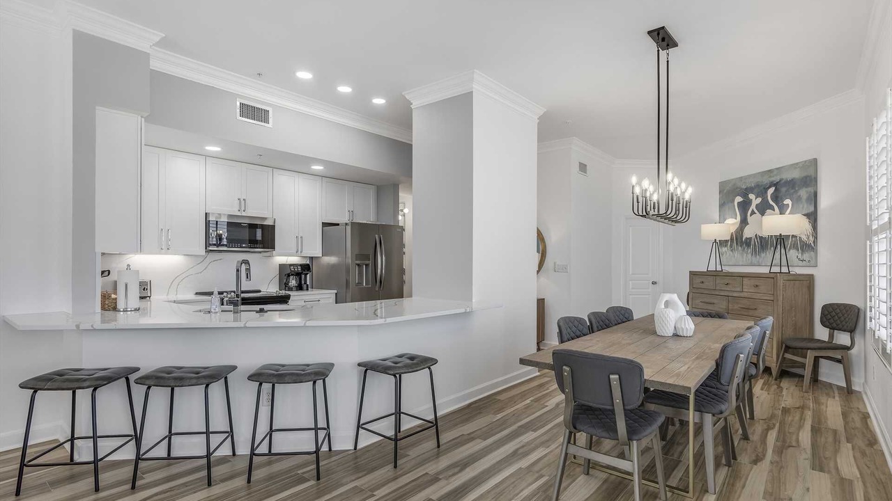 Photo of Others in Avalon Beach Estates