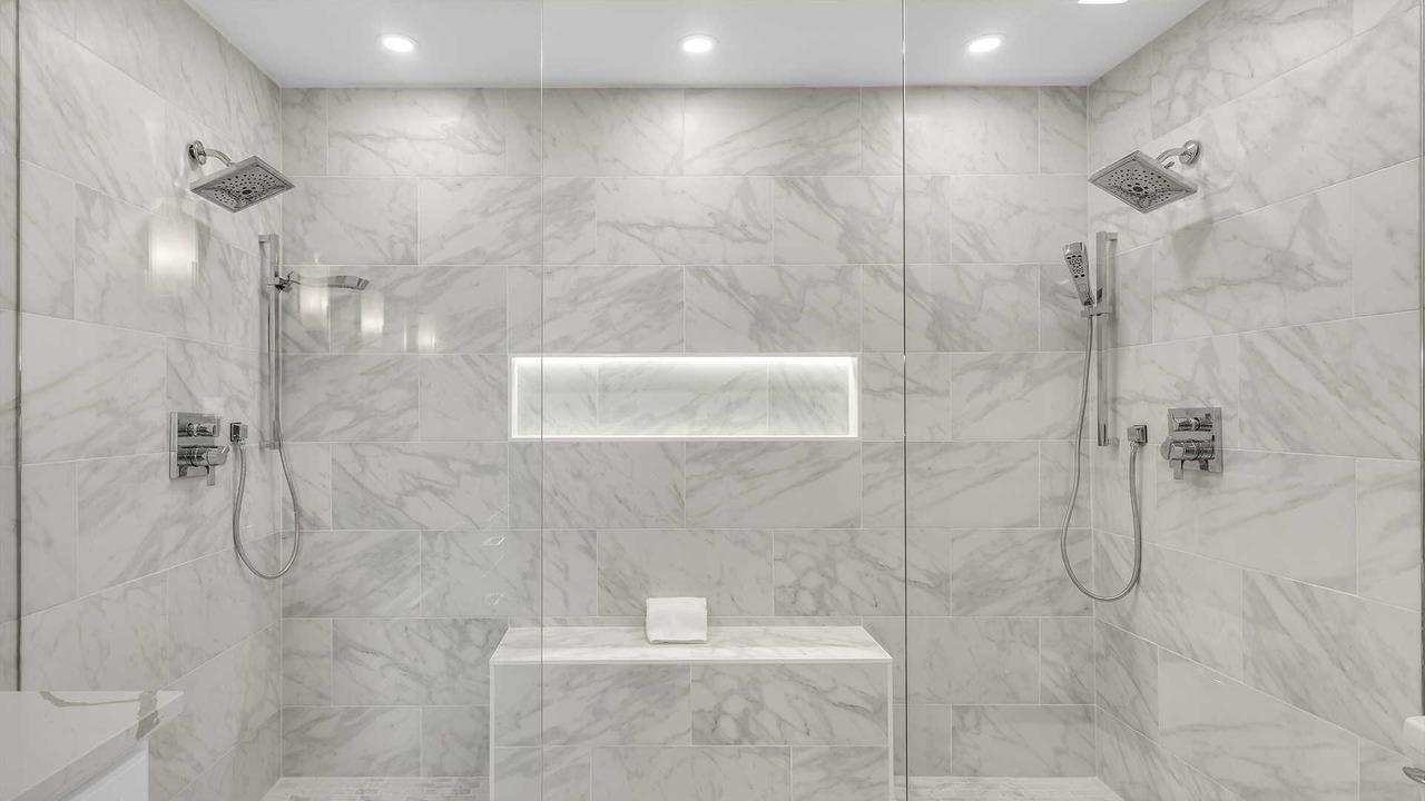 Photo of Bathroom in Avalon Beach Estates