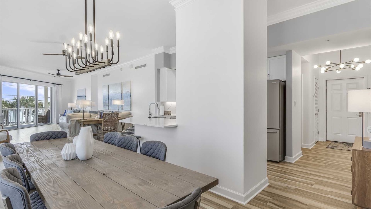 Photo of Others in Avalon Beach Estates