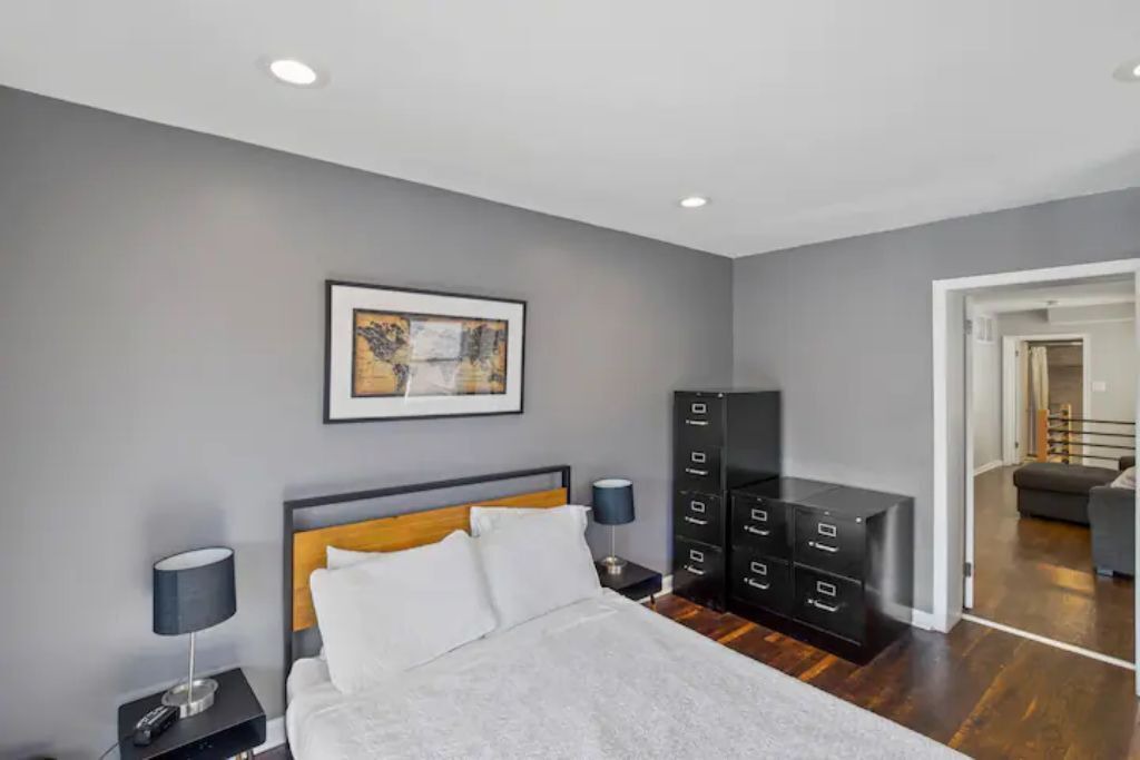 Photo of Bedroom in Barre Circle