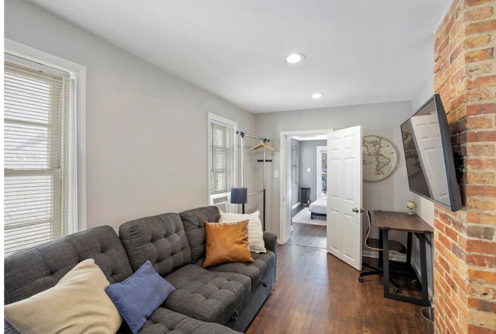 Photo of Others in Barre Circle