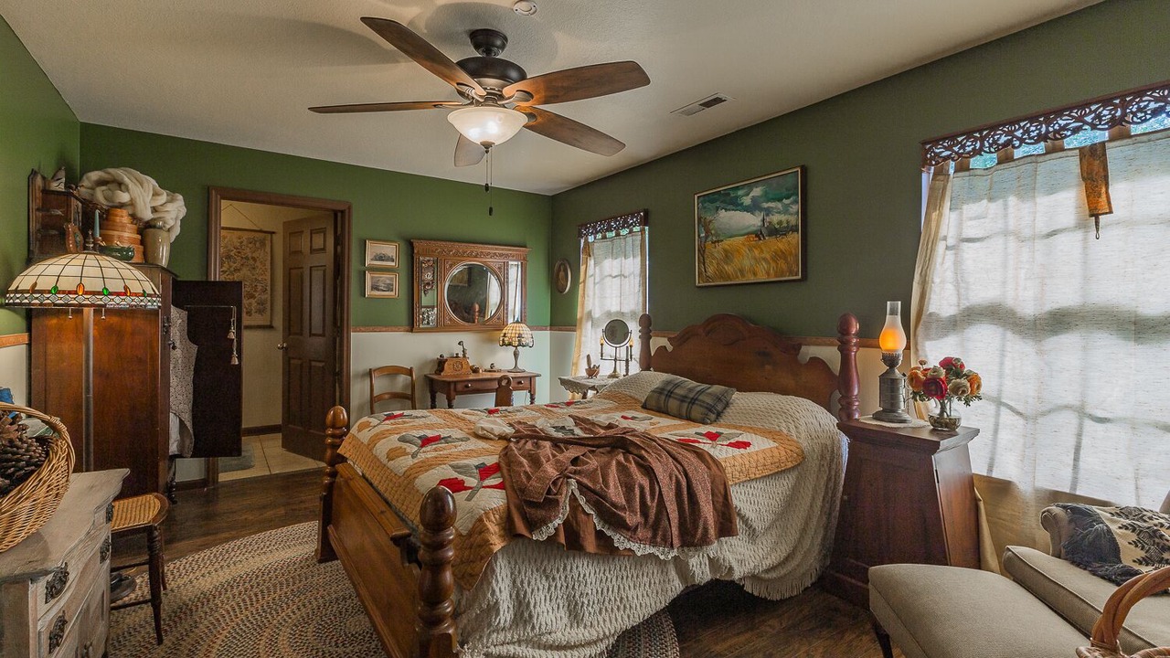 Photo of Bedroom in Chickamauga