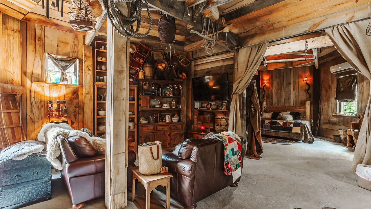 Photo of Livingroom in Chickamauga