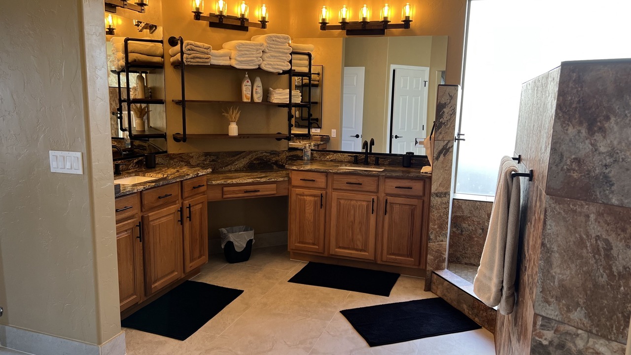 Photo of Bathroom in Rancho Vistoso