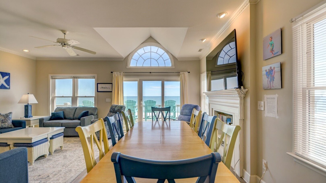 Photo of Livingroom in Surf City