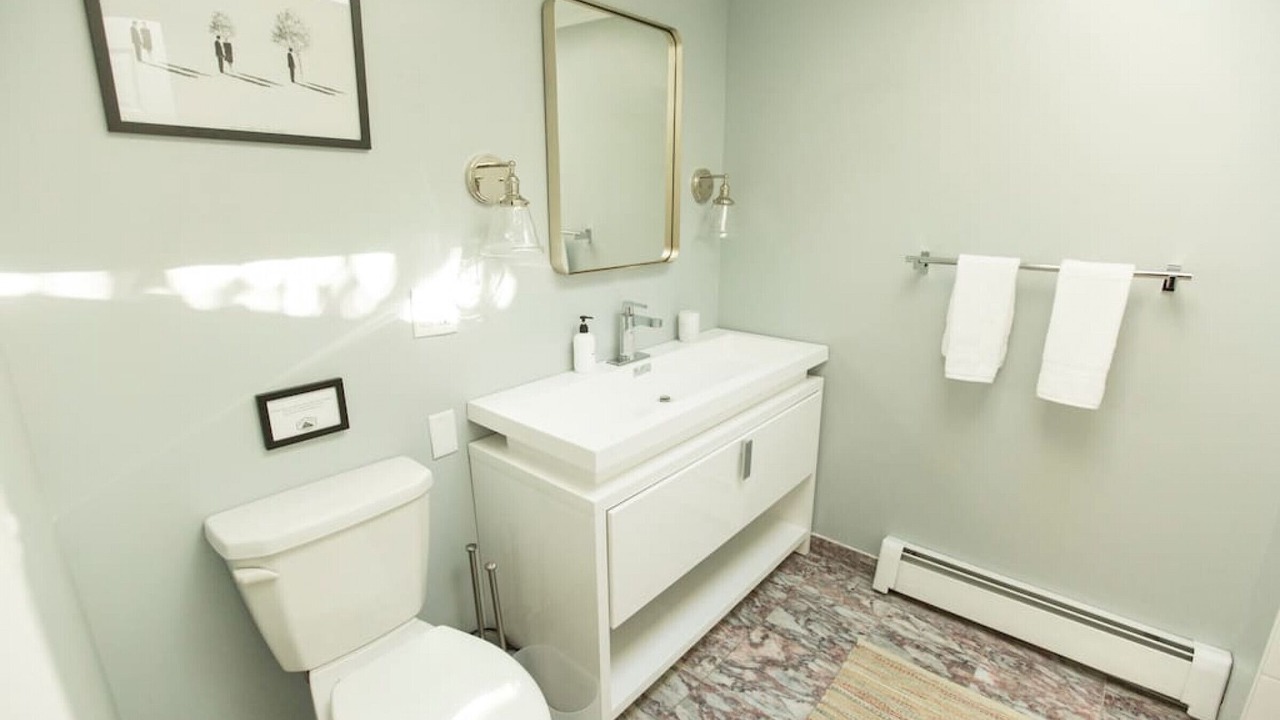 Photo of Bathroom in Middle Hope