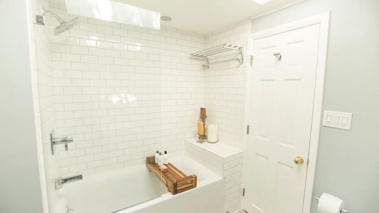 Photo of Bathroom in Middle Hope