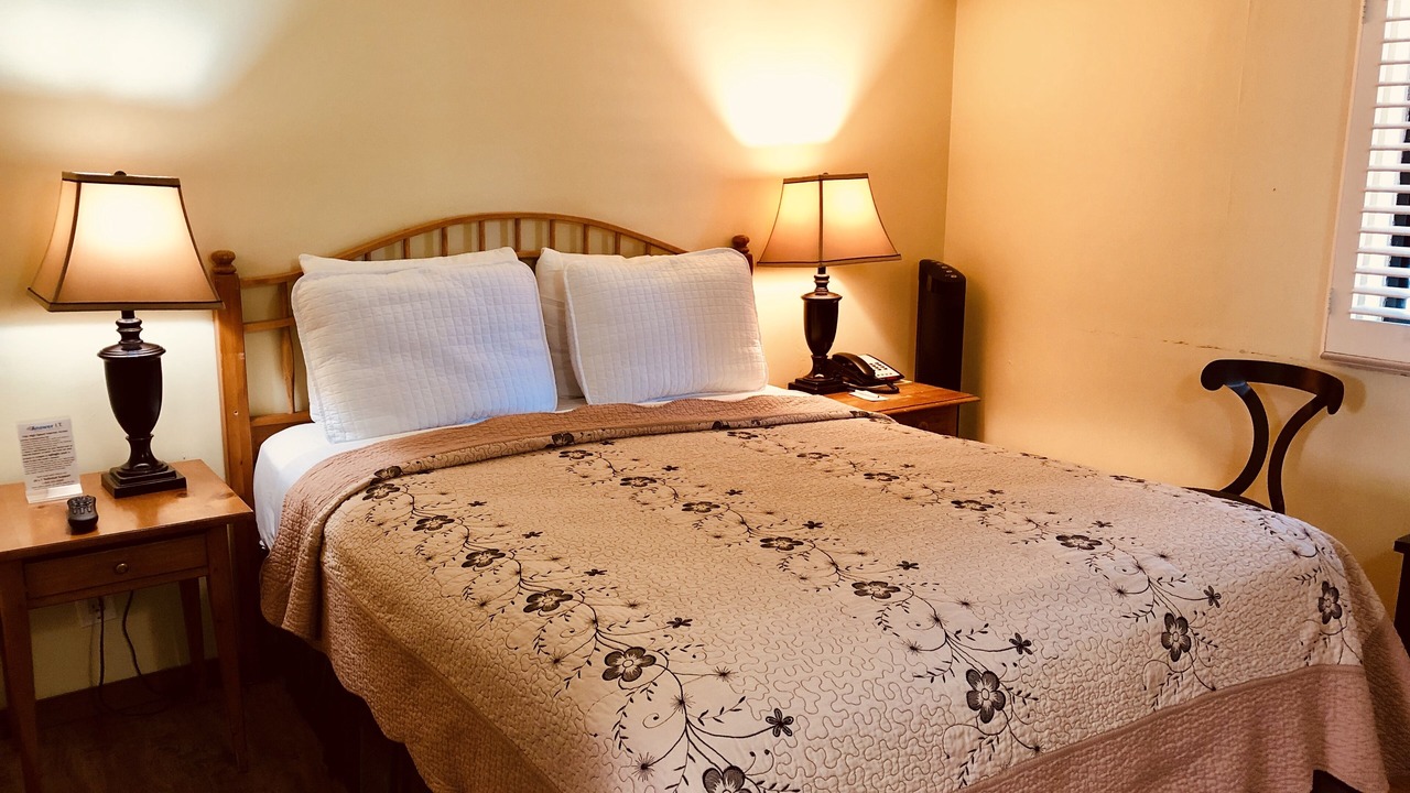 Photo of Bedroom in Northeast Carmel