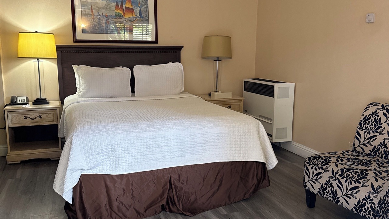 Photo of Bedroom in Northeast Carmel