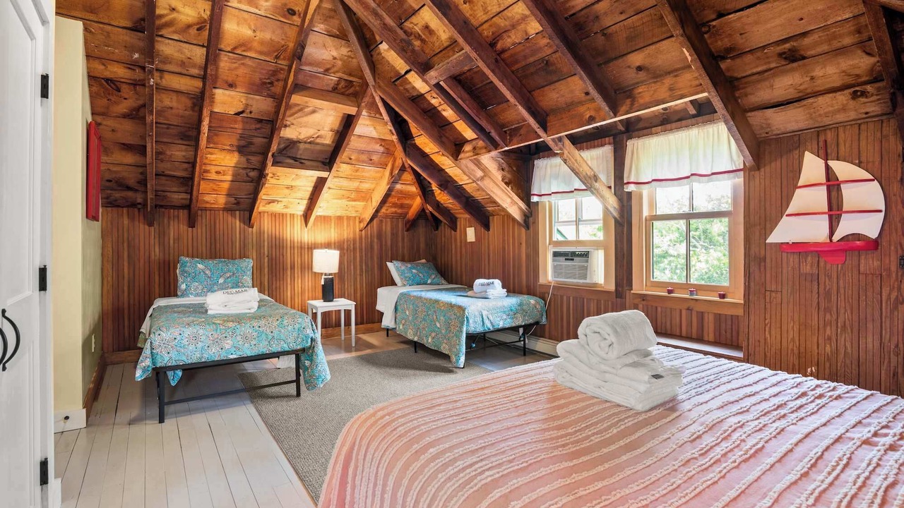 Photo of Bedroom in Wellfleet