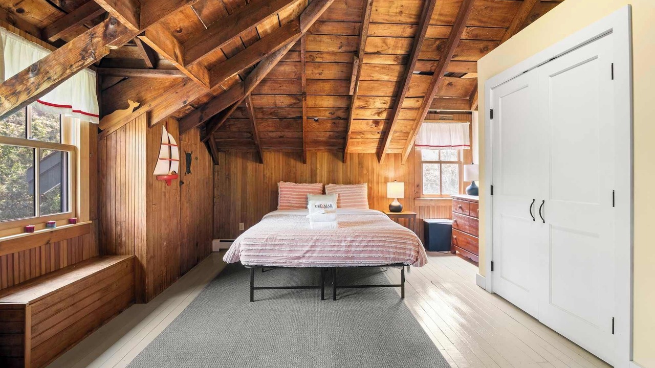 Photo of Bedroom in Wellfleet