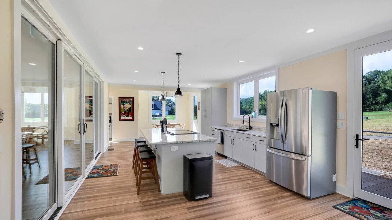 Photo of Others in Ball Ground