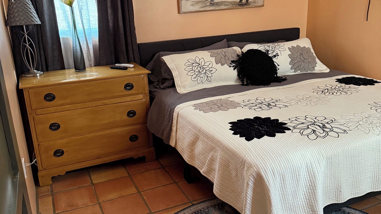 Photo of Bedroom in Mesilla