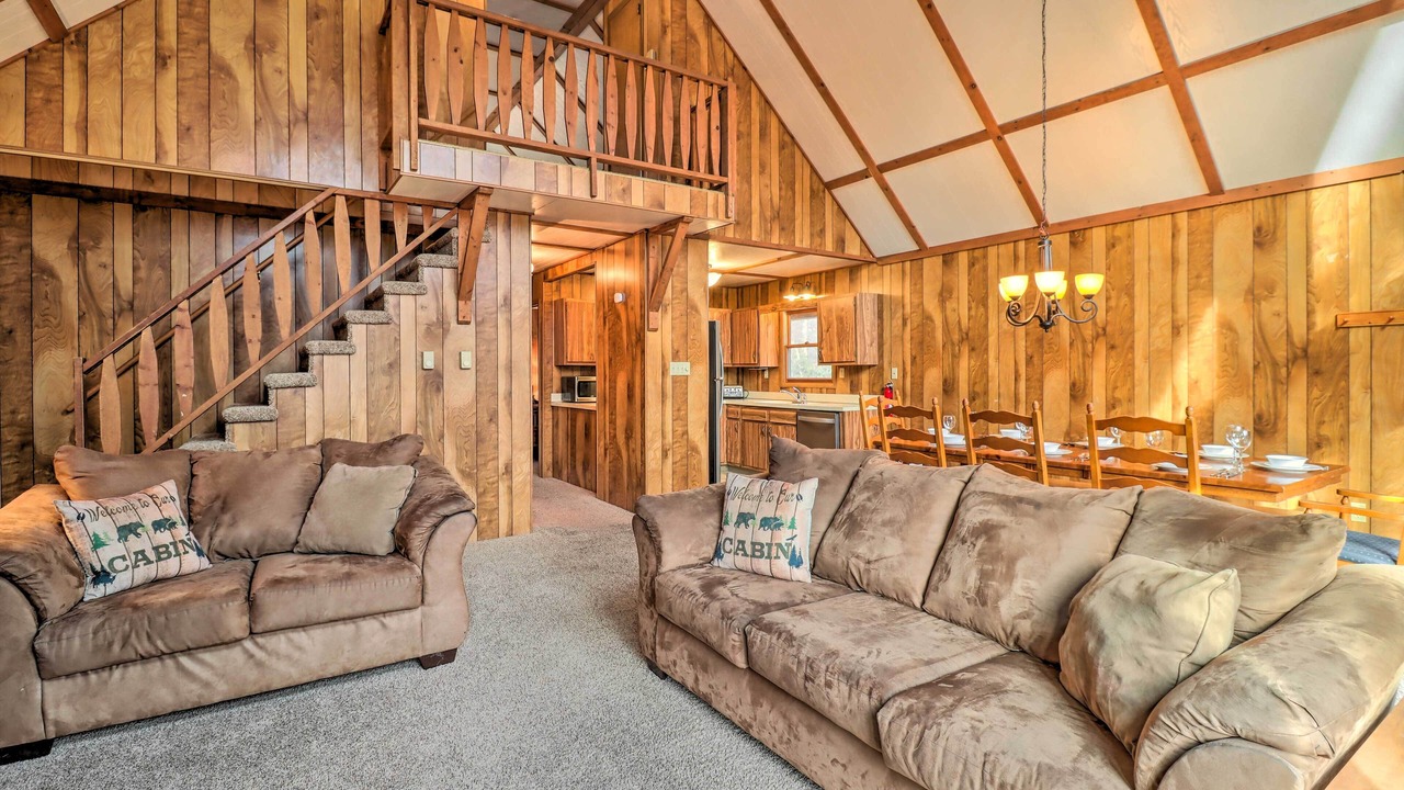 Photo of Livingroom in Lake Harmony Estates