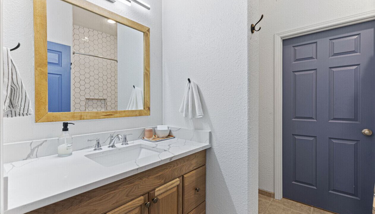 Photo of Bathroom in Alpine