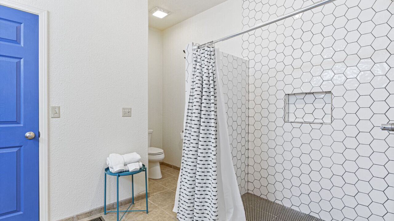 Photo of Bathroom in Alpine