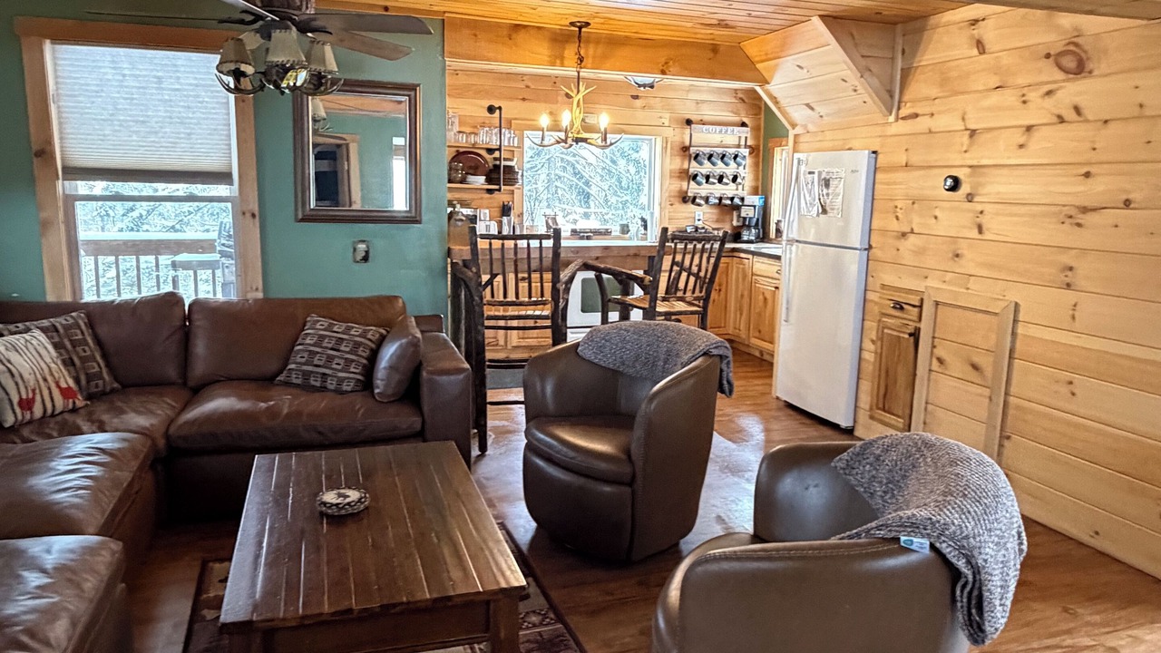 Photo of Livingroom in Town of Webb