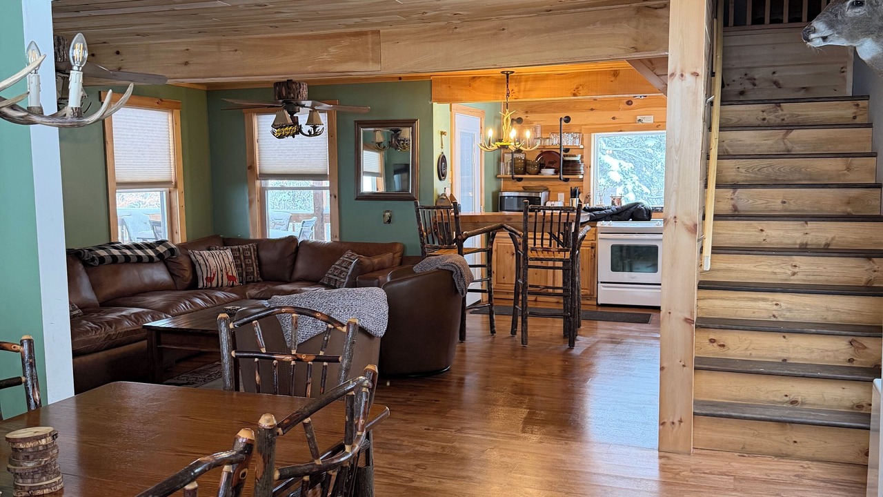 Photo of Livingroom in Town of Webb