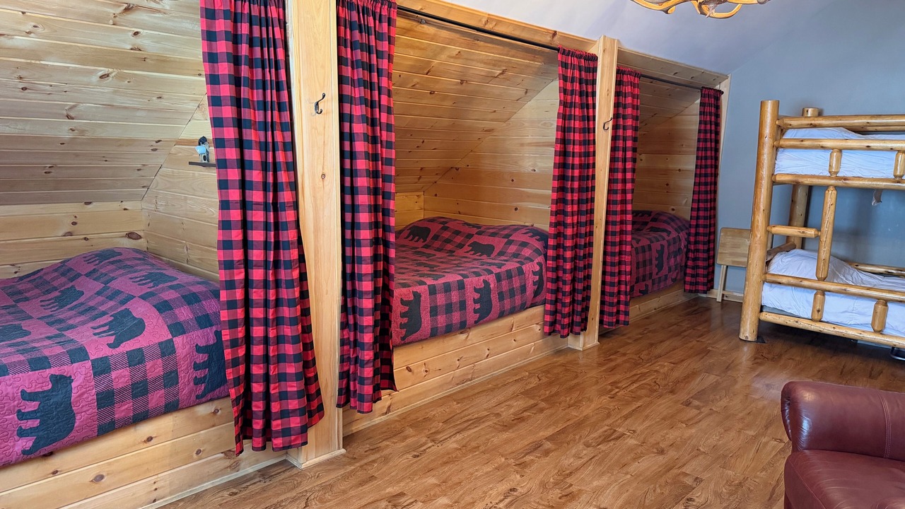 Photo of Bedroom in Town of Webb