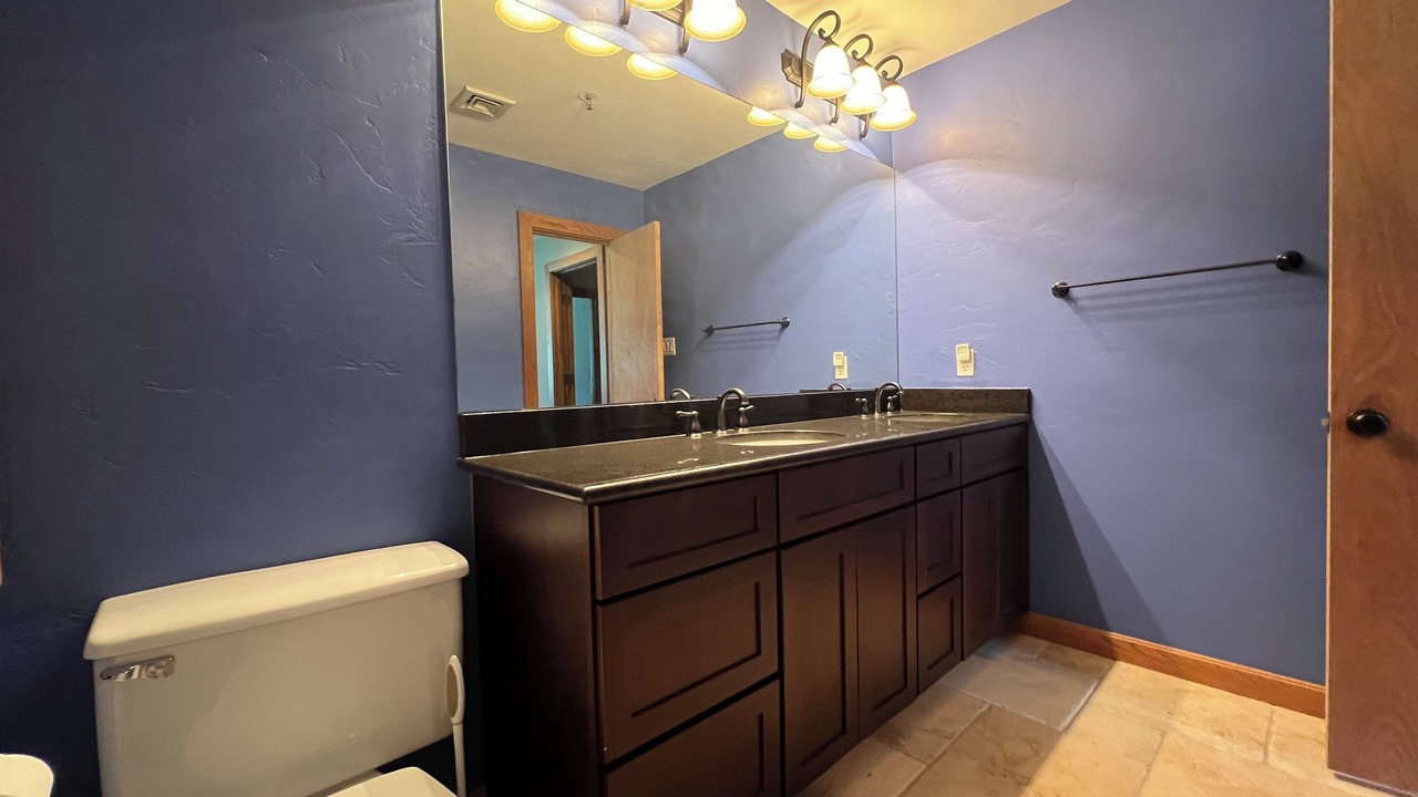Photo of Bathroom in Shangri-La Estates