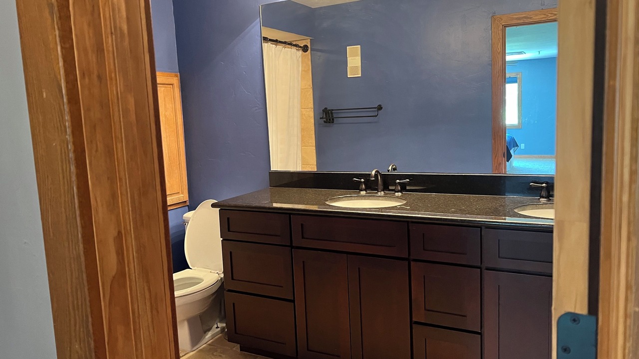 Photo of Bathroom in Shangri-La Estates