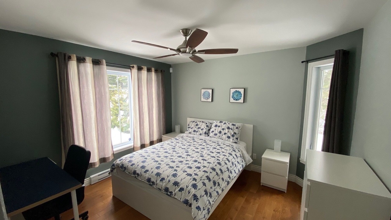 Photo of Bedroom in Val-des-Lacs