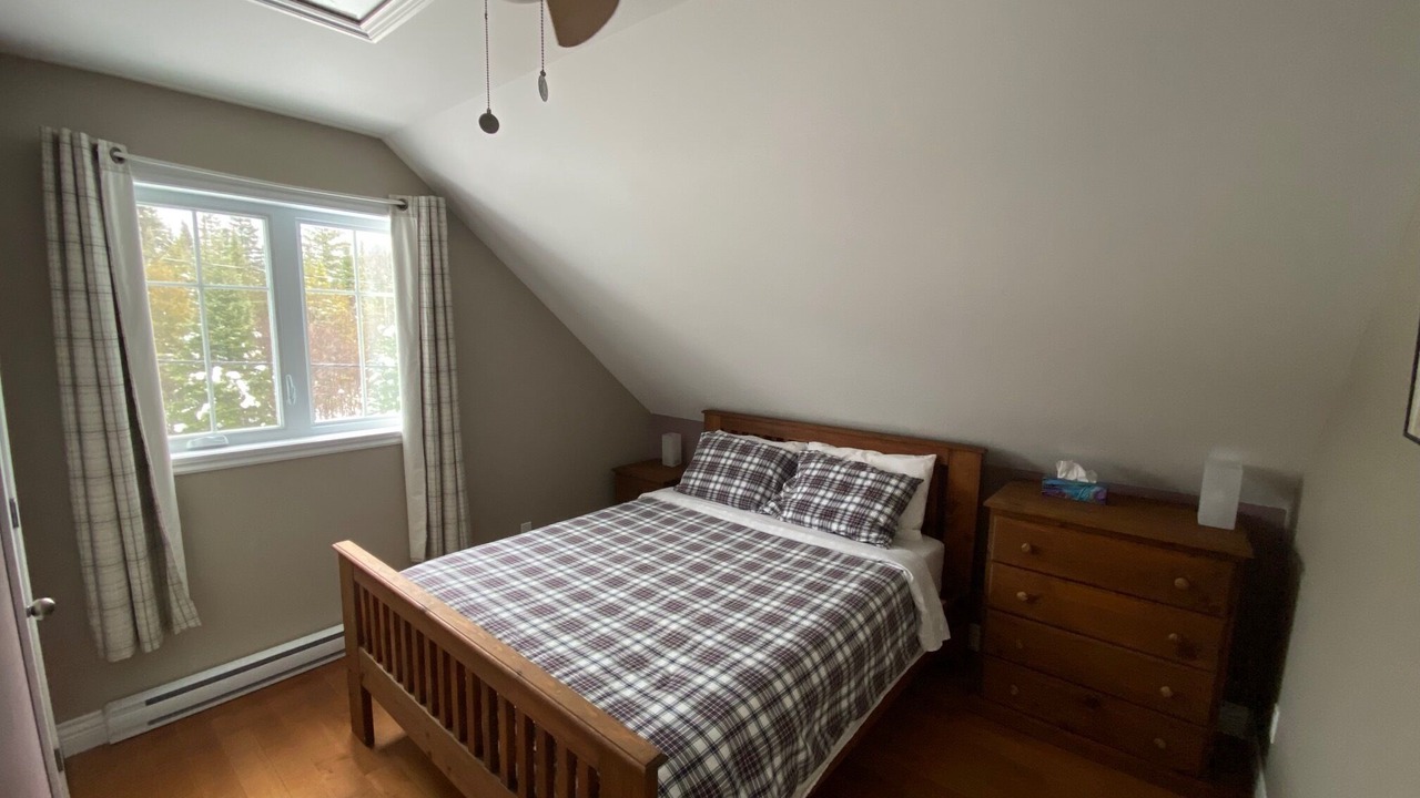 Photo of Bedroom in Val-des-Lacs