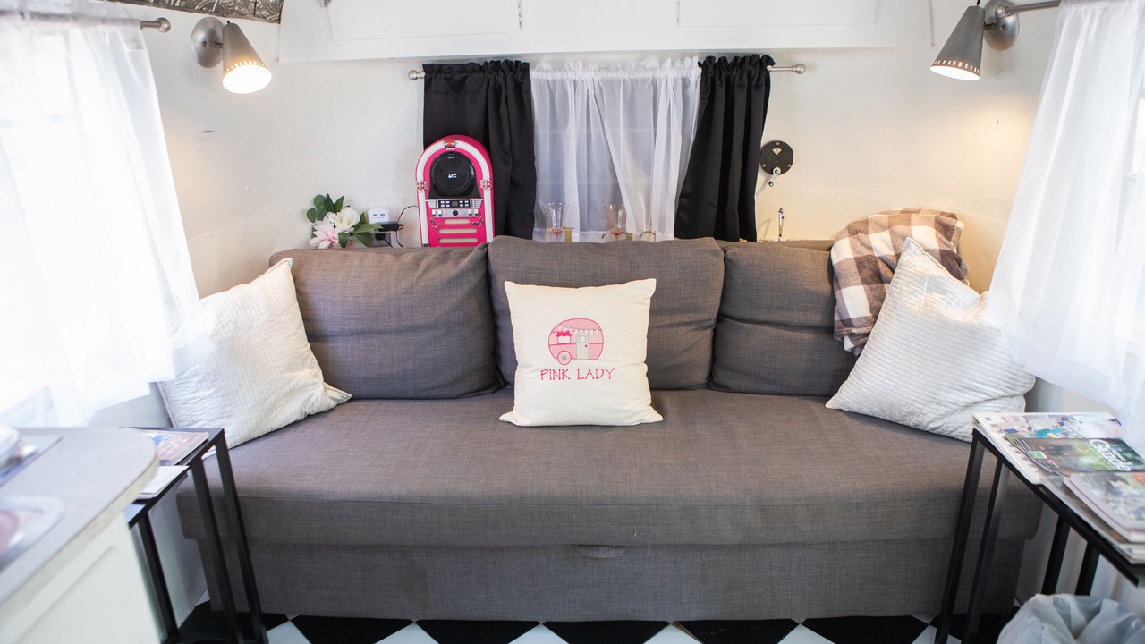 Photo of Livingroom in Tow