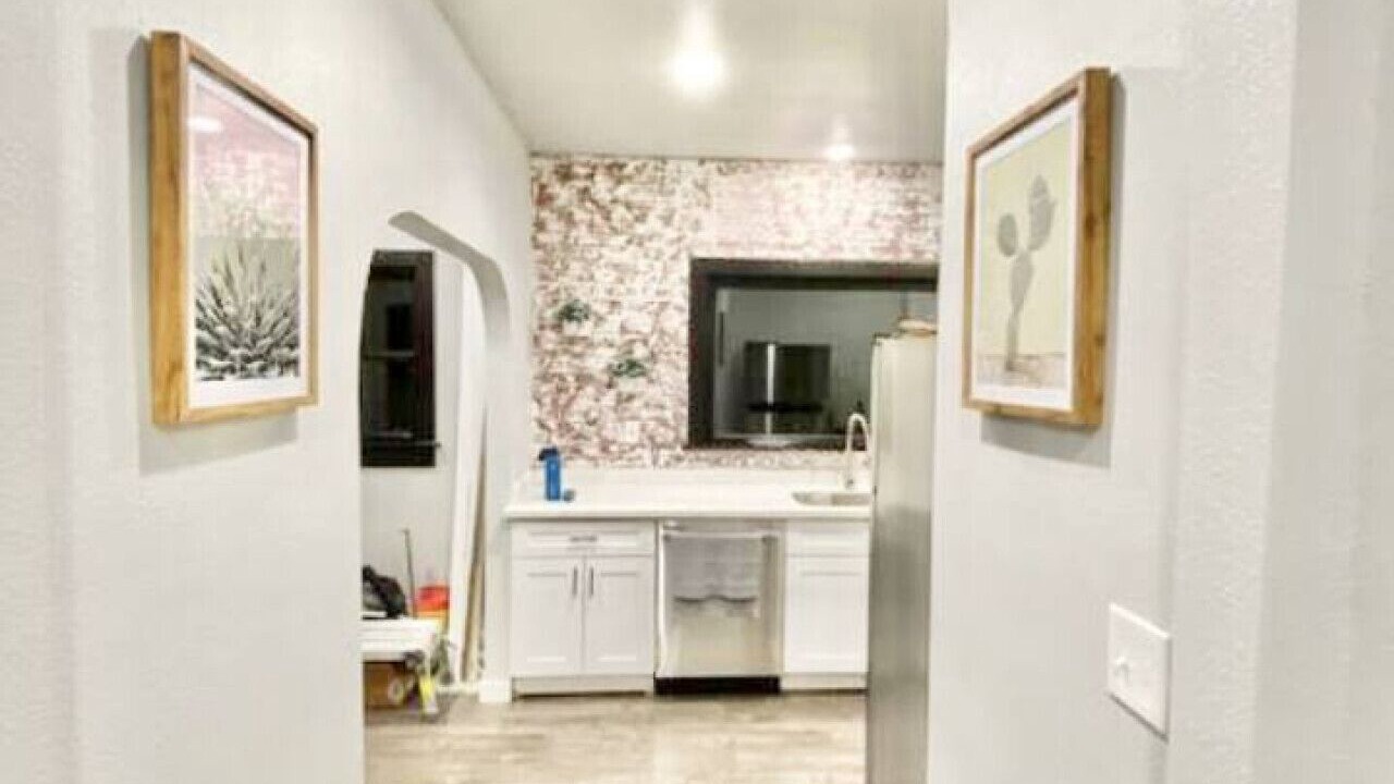 Photo of Others in Albany