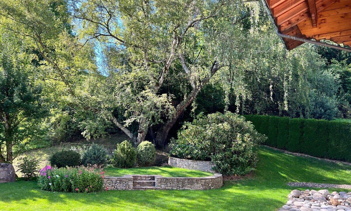 Photo of Outdoor in Rougemont