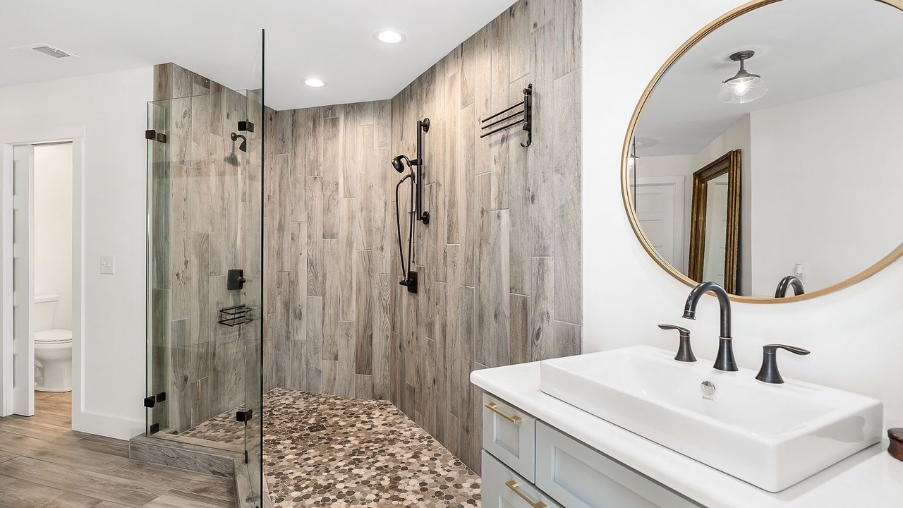 Photo of Bathroom in Smithville