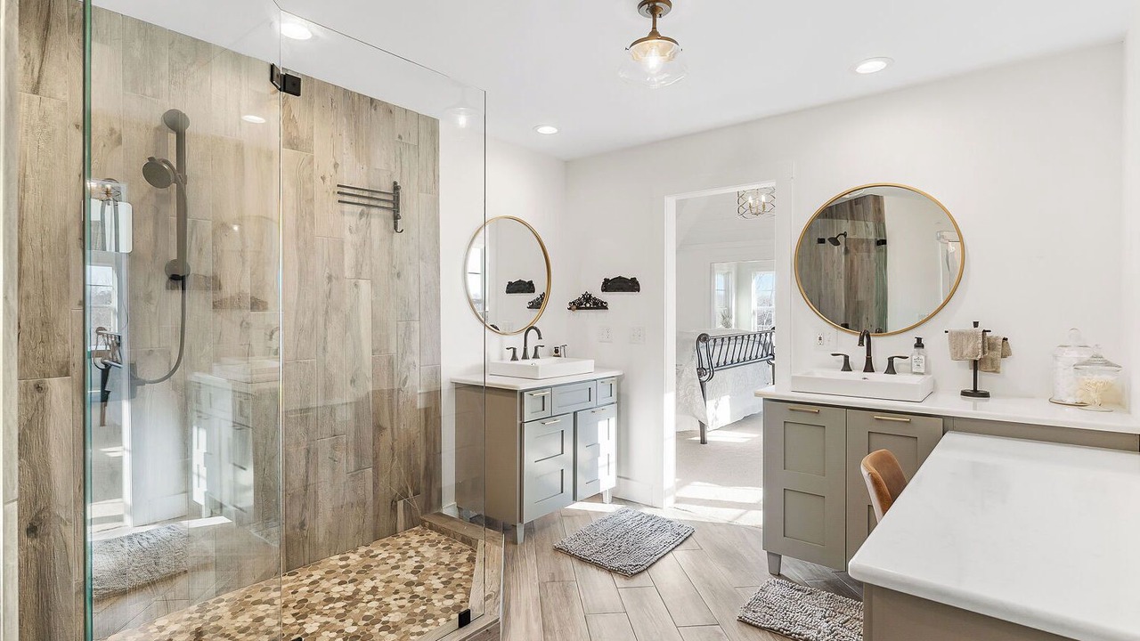 Photo of Bathroom in Smithville