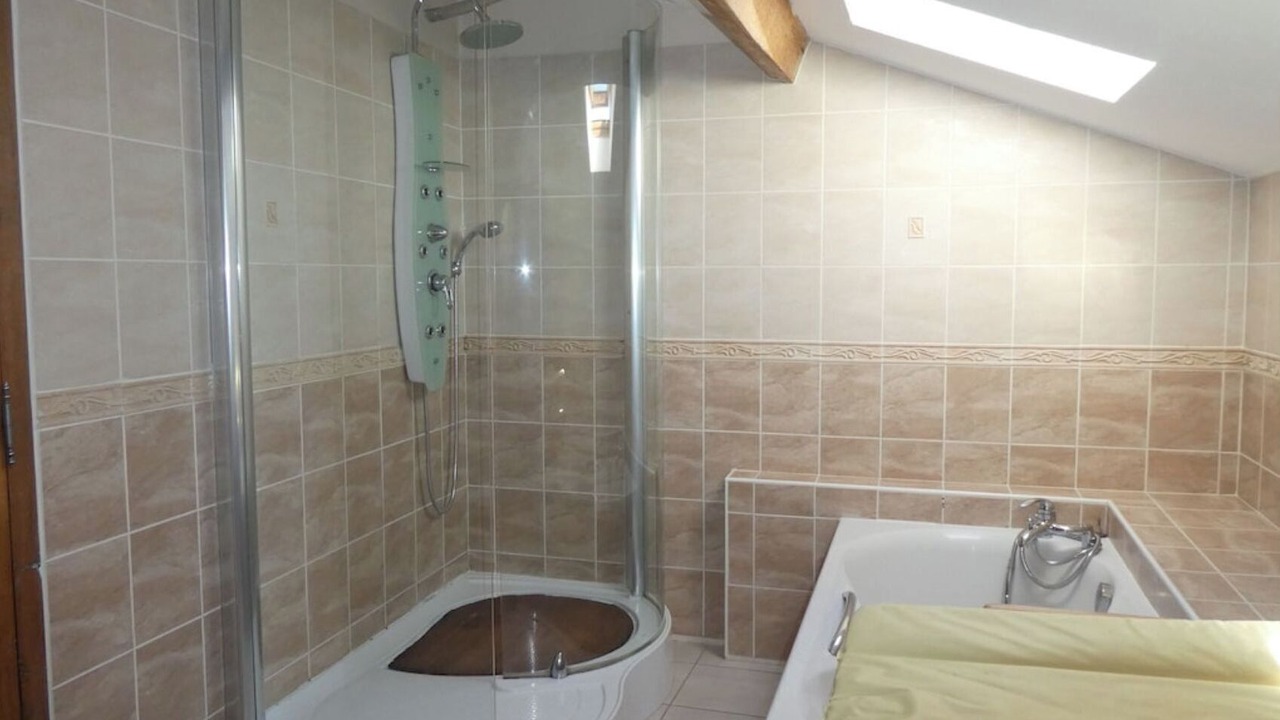 Photo of Bathroom in Saint-Nazaire-de-Valentane